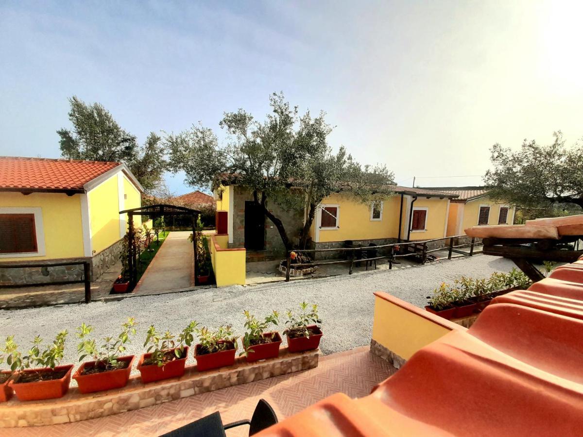 Parco Esmeralda - Family Residence E Breakfast Marina di Camerota Luaran gambar