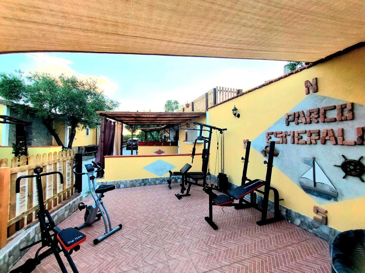 Parco Esmeralda - Family Residence E Breakfast Marina di Camerota Luaran gambar
