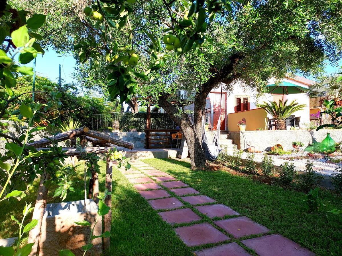 Parco Esmeralda - Family Residence E Breakfast Marina di Camerota Luaran gambar