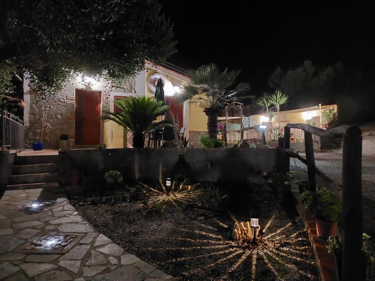 Parco Esmeralda - Family Residence E Breakfast Marina di Camerota Luaran gambar